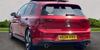 Volkswagen Golf Photo 2