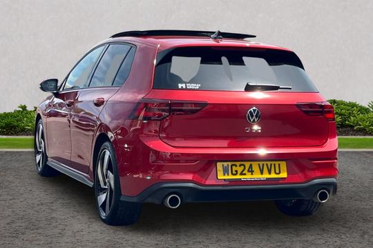 Volkswagen Golf Photo autoimg-747dbef879076bfed665e84efaf1c07e88271ce6.jpg