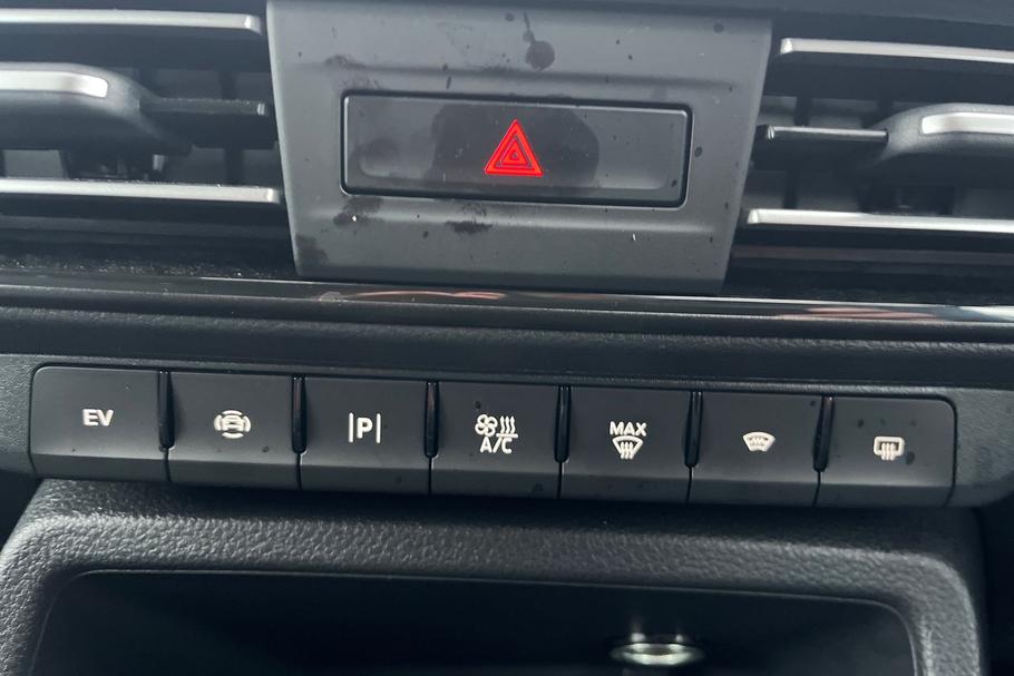 Used FORD TRANSIT CONNECT WV75YOP 26