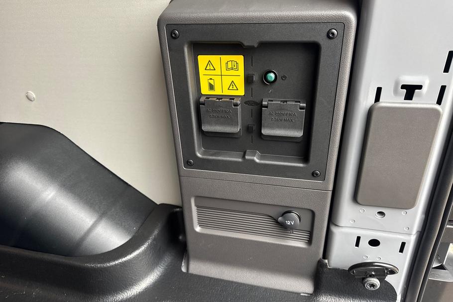 Used Ford E-TRANSIT BJ75HBA 16