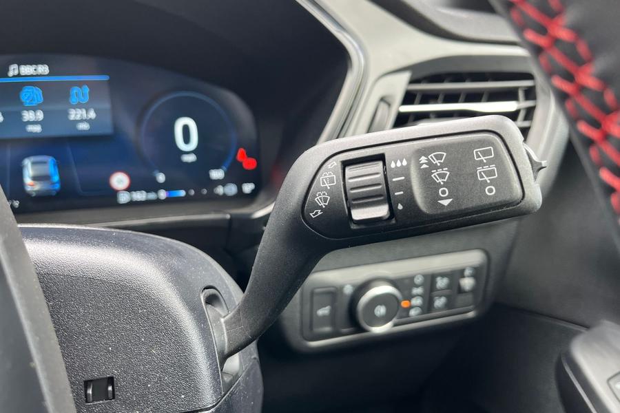 Ford Kuga Photo autoimg-74842ad789444ef9844bf97dcd10ac27fe22e837.jpg