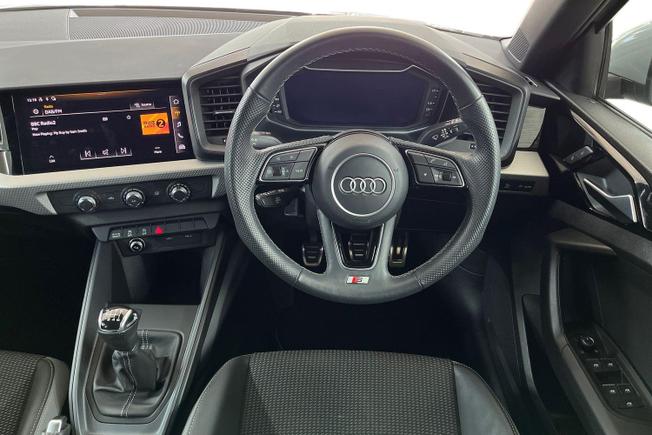 AUDI A1 Photo 11