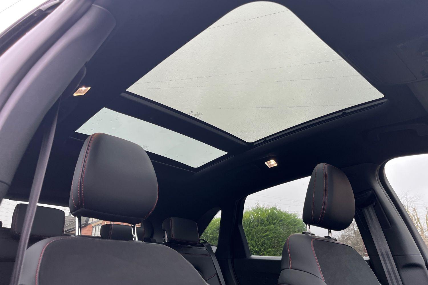 Ford KUGA Photo 29