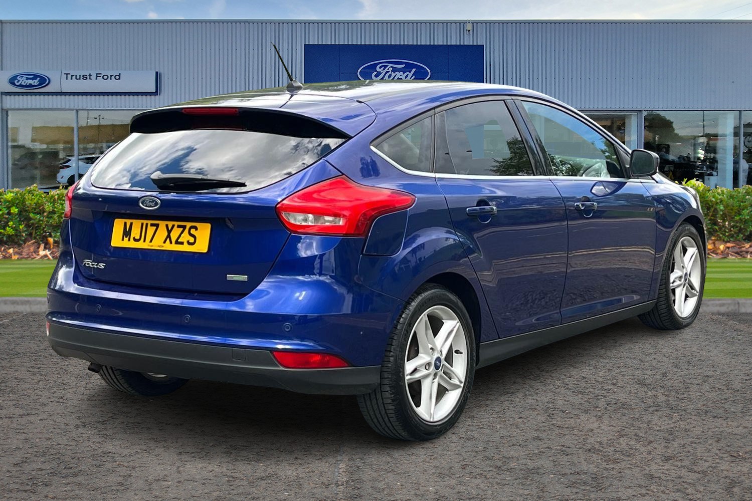 Ford FOCUS Photo 3