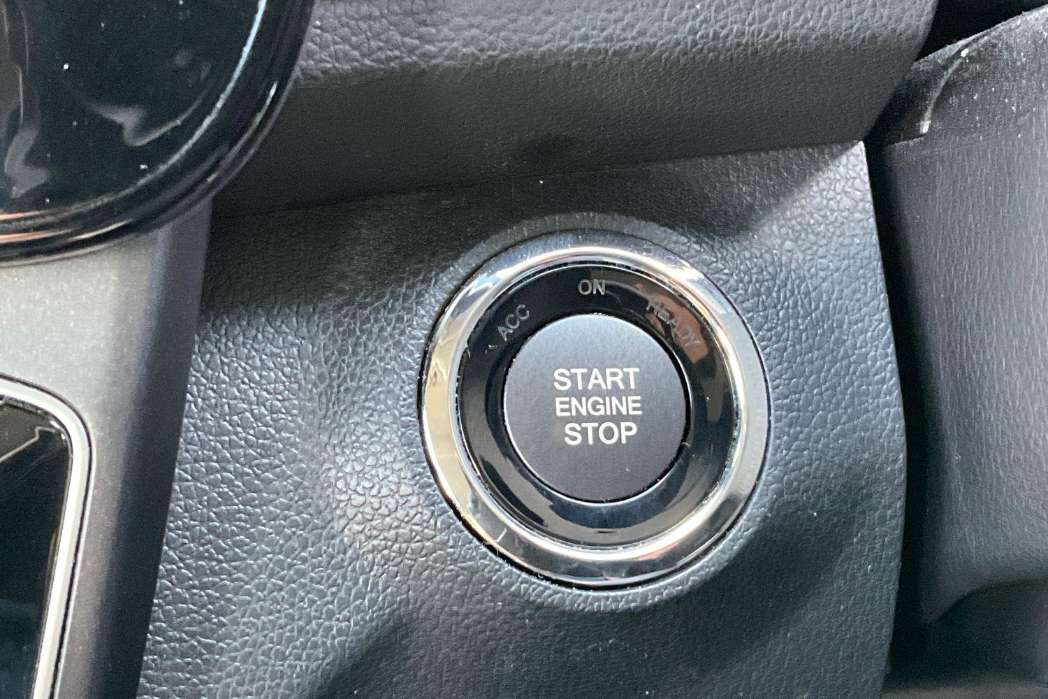 SsangYong TIVOLI Photo 28