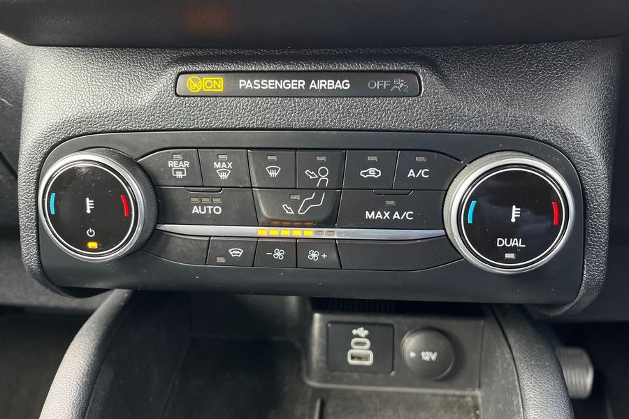Ford Kuga Photo autoimg-7491cf885b9c0f6b92c875c8f69b3a647518761d.jpg