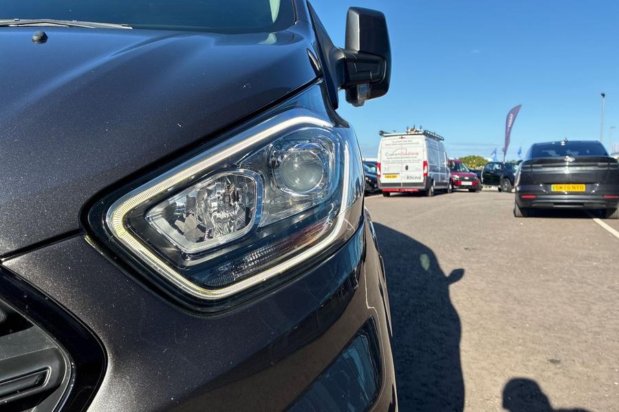 Ford TRANSIT CUSTOM Photo autoimg-749717f0e341661ee5d639c5868035ba9a58bb20.jpg