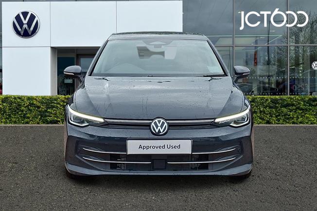 VOLKSWAGEN Golf Photo 8