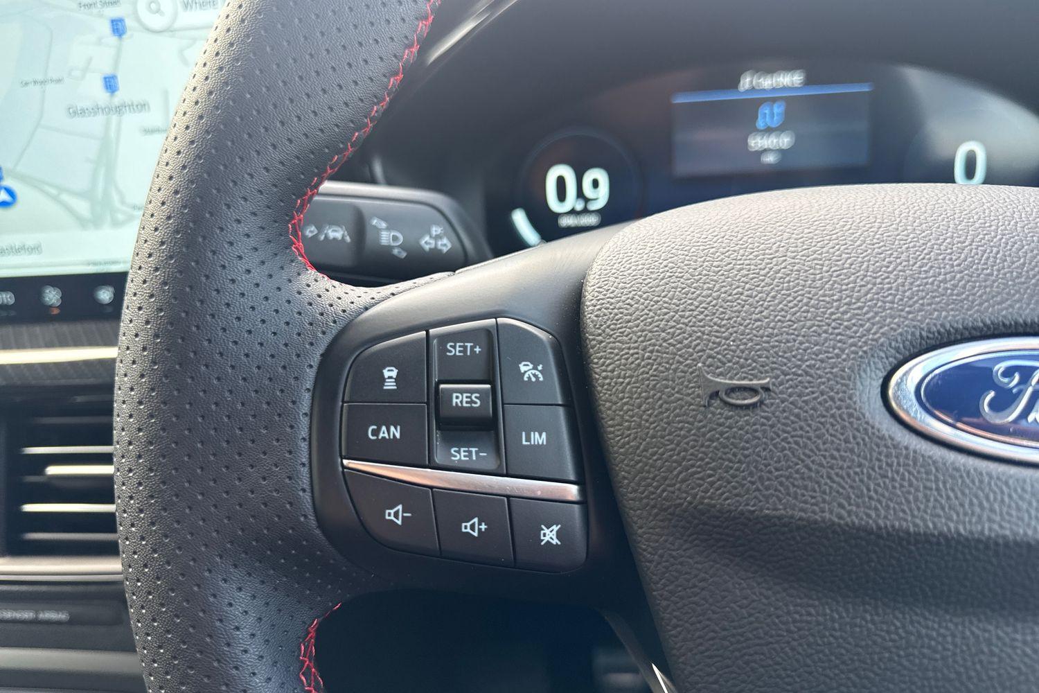 Ford FOCUS Photo 28