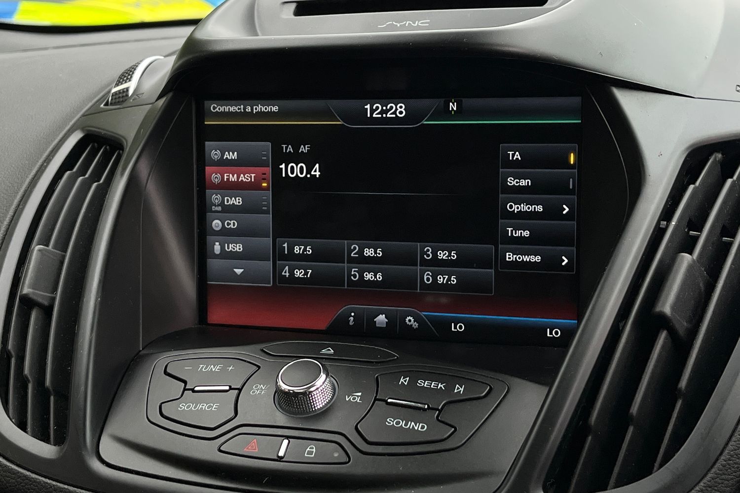 Ford Kuga Photo 28