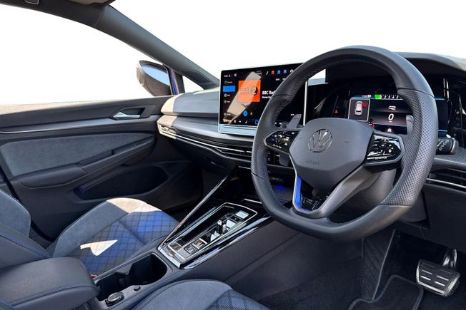 VOLKSWAGEN Golf Photo 6