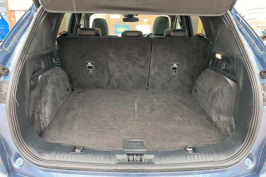 Ford Kuga Photo autoimg-749d5399d11080631fb3f467f0b7caa9bfced4af.jpg