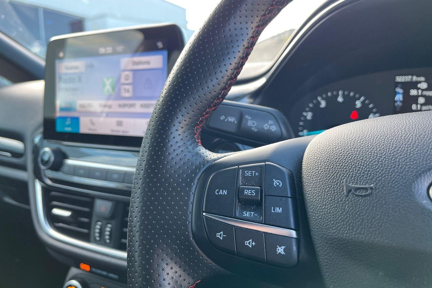 Ford FIESTA Photo 26