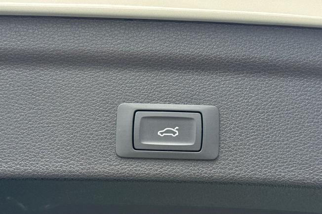 Audi Q3 Photo 30