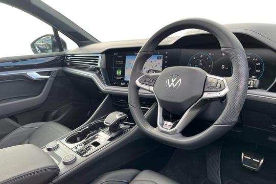 Volkswagen Touareg Photo autoimg-74a17fd01acc23e3ae467208c7fe1e4998d305d0.jpg