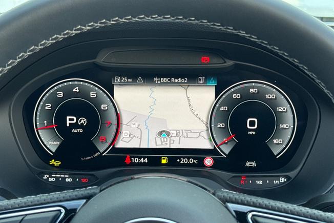 AUDI Q2 Photo 28