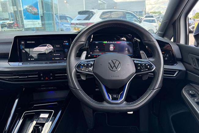 Volkswagen Golf Photo 11