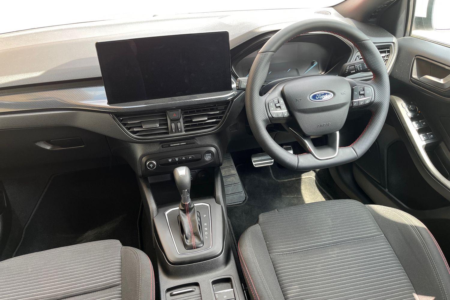 Ford FOCUS Photo 10