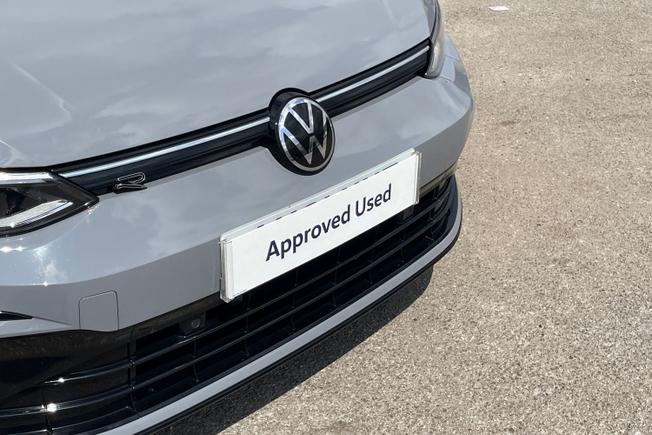 VOLKSWAGEN Golf Photo 50