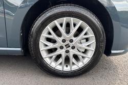 SEAT Ibiza Photo 5