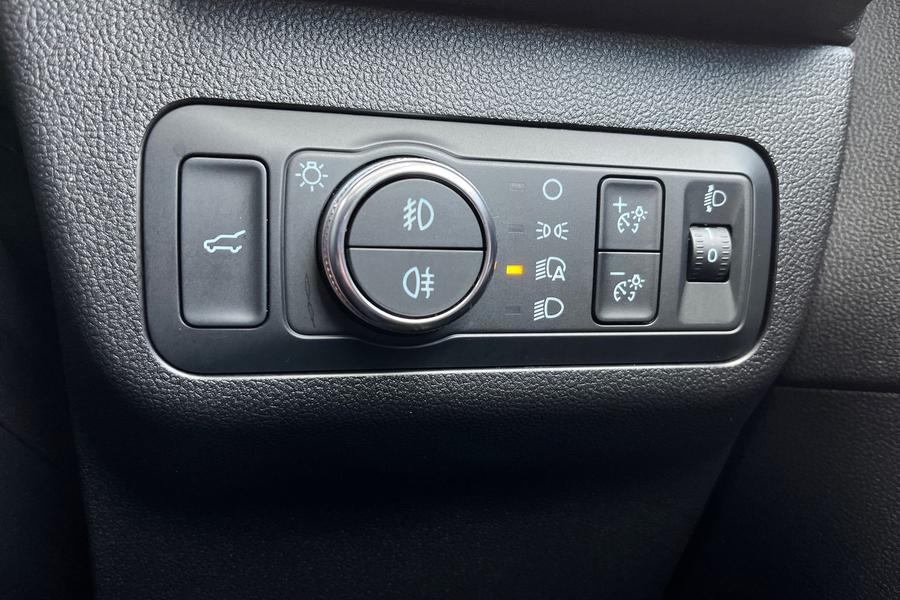Ford Kuga Photo autoimg-74b06b10d3d8076ce1ae52527ef72faf9ece49ae.jpg