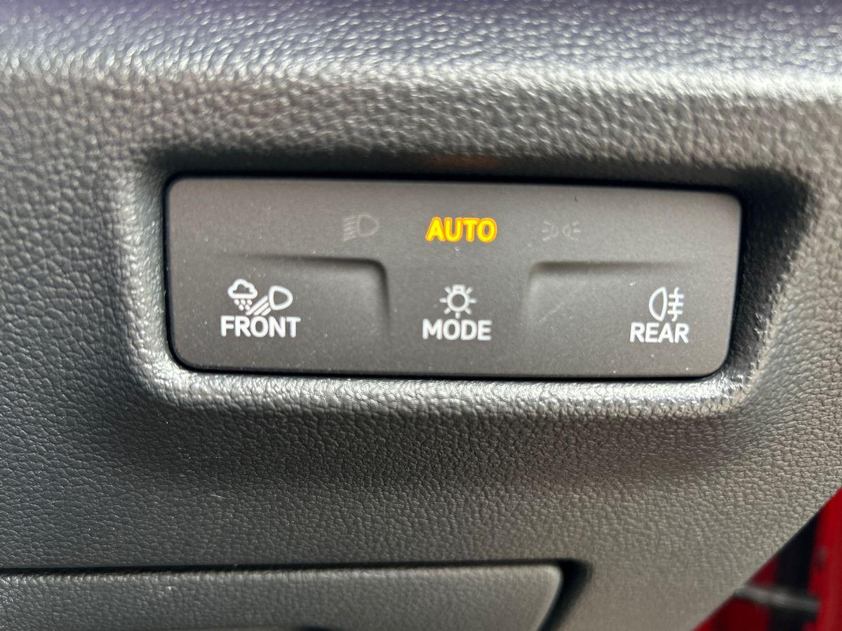 Volkswagen Tiguan Photo autoimg-74b1bad07cde7f7506baef12bf3e5c18ecaf391a.jpg