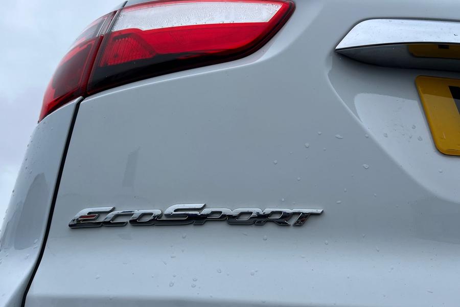 Ford ECOSPORT Photo autoimg-74b429ccec23af2c3a1e6b5c9e98ae7d987f252a.jpg