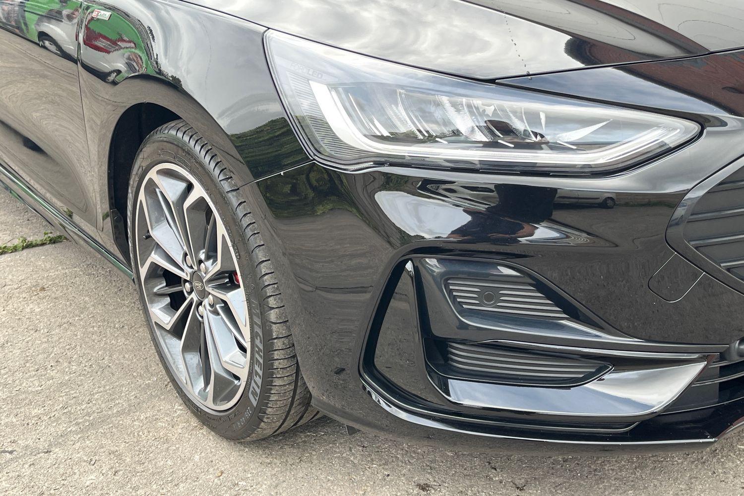 Ford FOCUS Photo 26