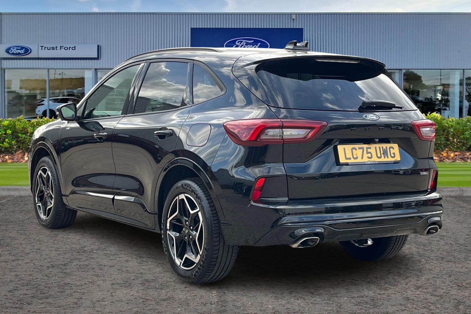 Ford Kuga Photo 1