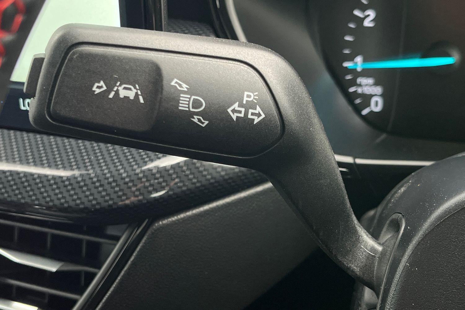Ford FOCUS Photo 13