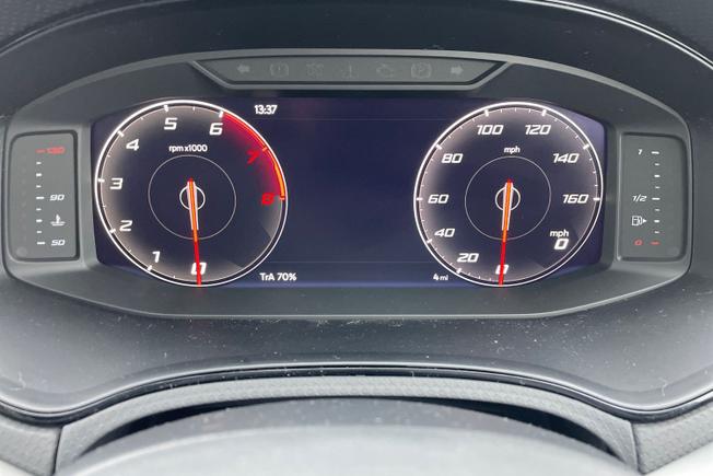 SEAT Ibiza Photo 15