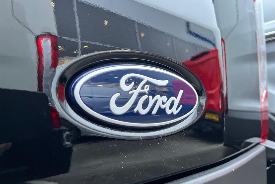 Used FORD E-TRANSIT MJ75CVD 23