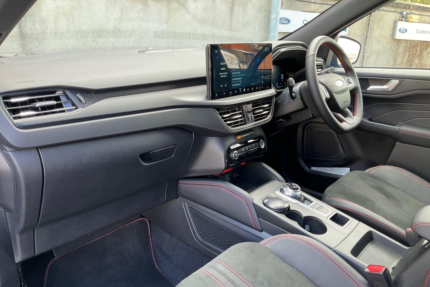Ford KUGA Photo 17