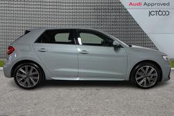 Audi A1 Photo 4