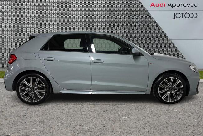 Audi A1 Photo 4