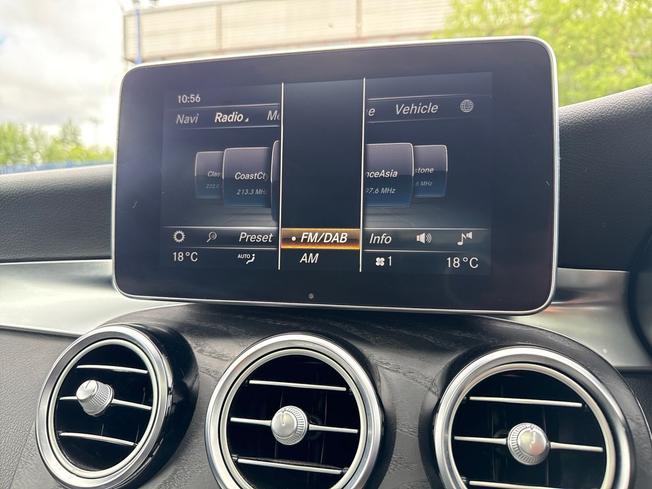 MERCEDES-BENZ GLC Photo 13
