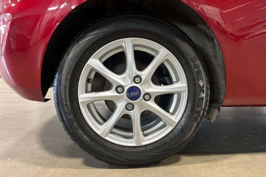 Ford FIESTA Photo autoimg-74d4e3eb055b97e55a00bc45efe6b6d7ea853122.jpg