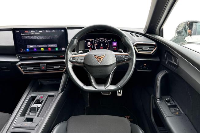 CUPRA Leon Photo 11