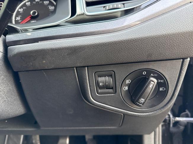 VOLKSWAGEN Polo Photo 26