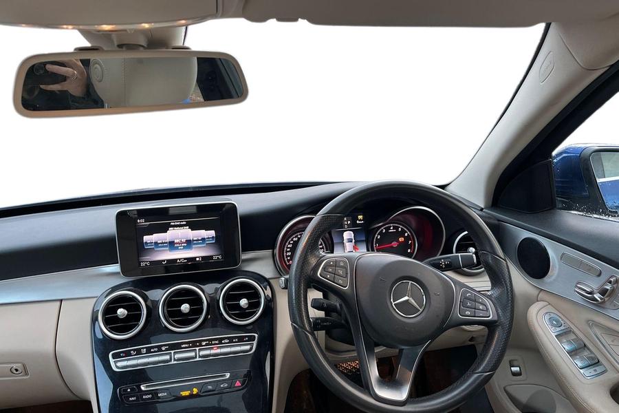 Mercedes-Benz C CLASS Photo autoimg-74da0872101bb4718b9180a0ecbf92612ad81082.jpg