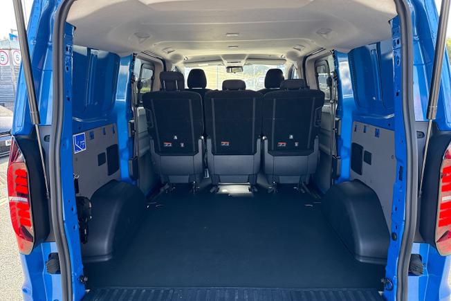 VOLKSWAGEN Transporter Photo 12