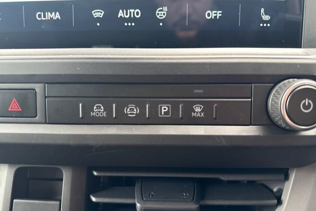 VOLKSWAGEN e-Transporter Photo 45
