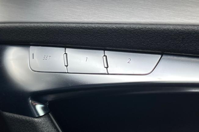 AUDI A6 Photo 30
