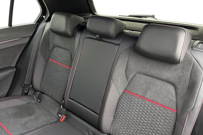 VOLKSWAGEN Golf Photo 9