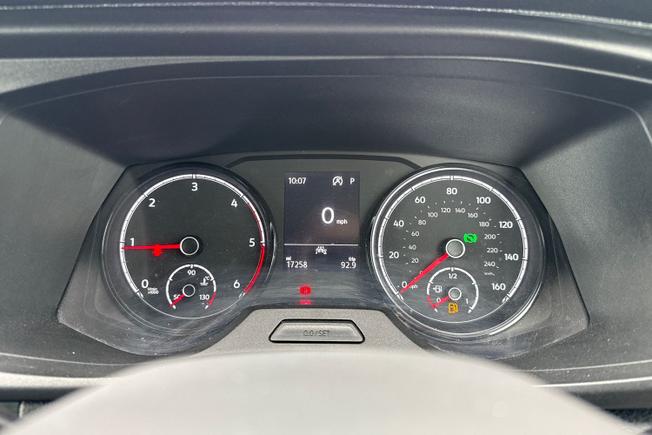 VOLKSWAGEN Transporter Photo 15