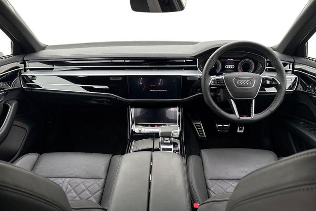 Audi A8 Photo 10