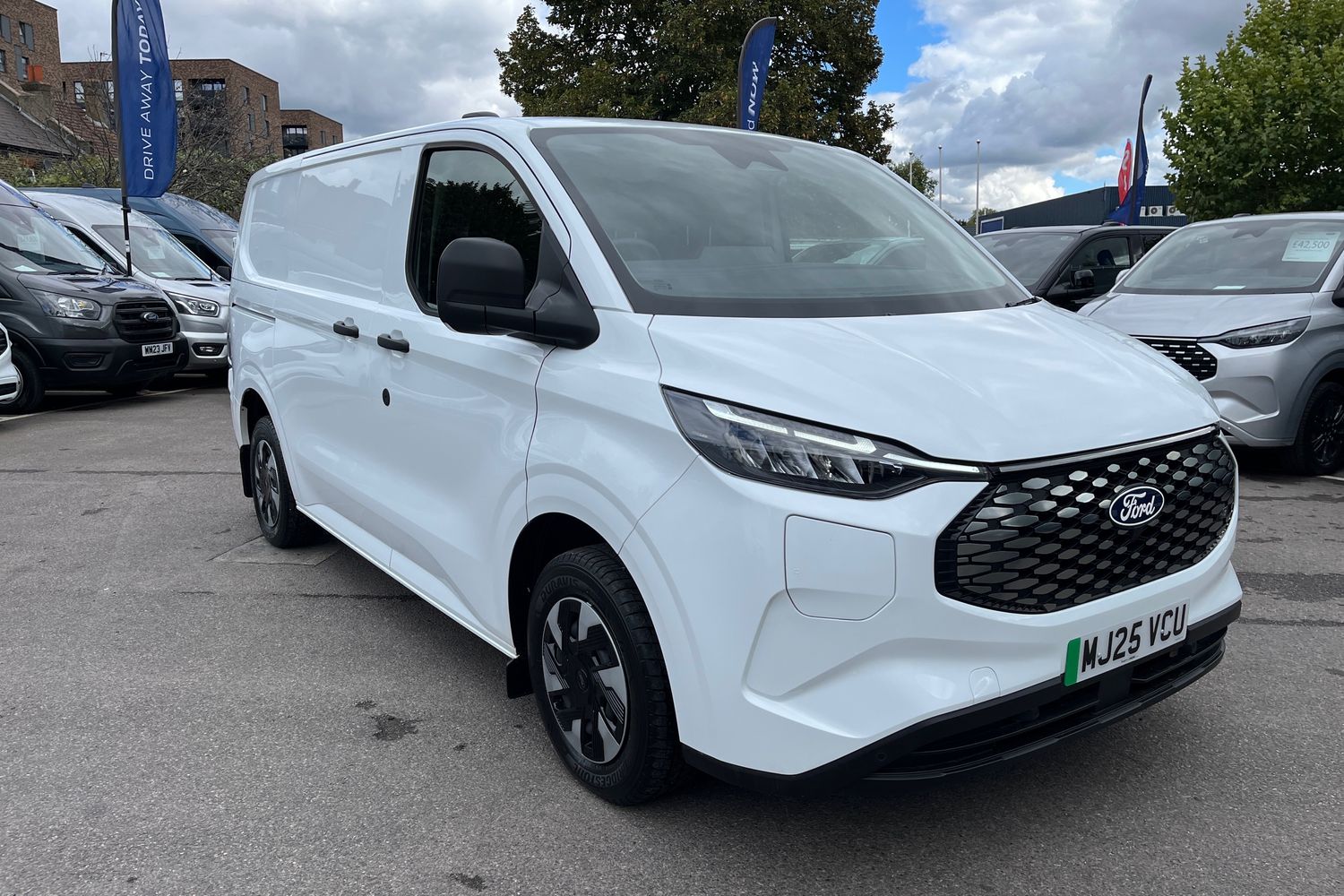 Ford E-TRANSIT CUSTOM Photo 36