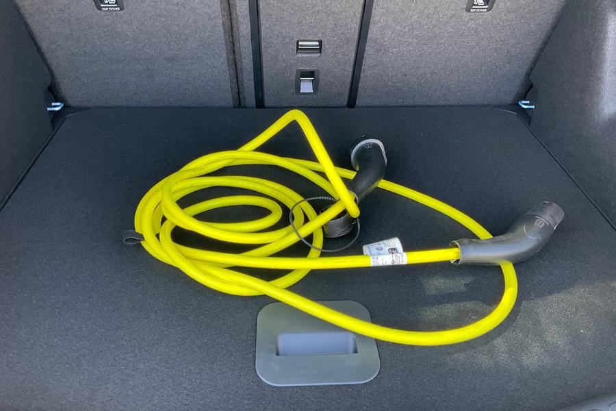 Ford Explorer Photo autoimg-74e835a4a6d5d4cb71ceae31e005ee5fe348d33f.jpg
