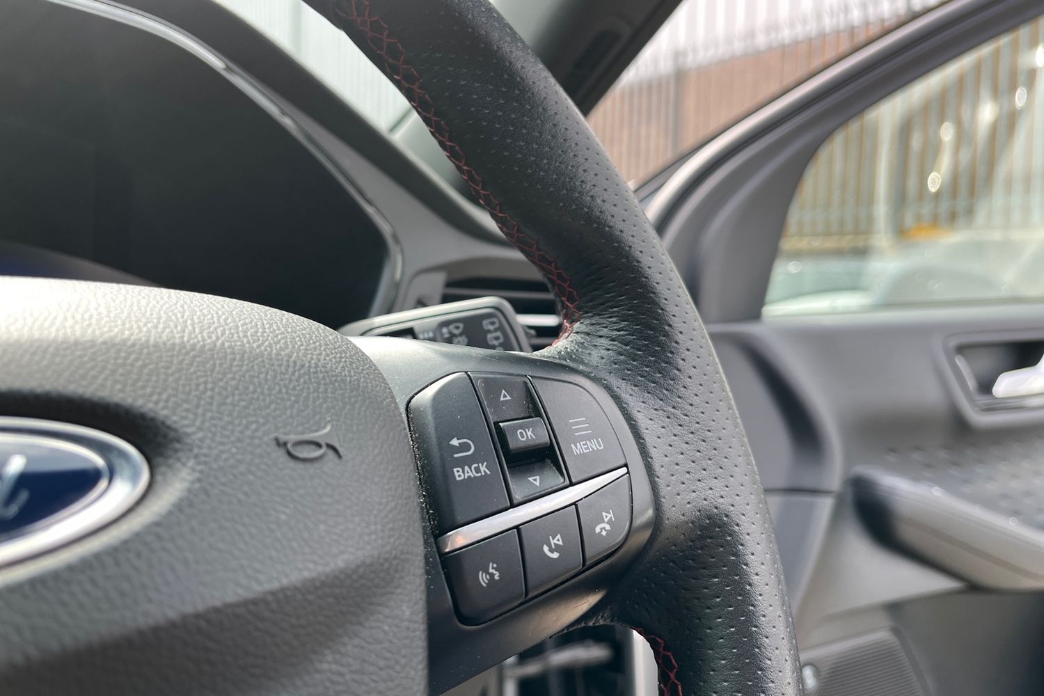 Ford KUGA Photo 28