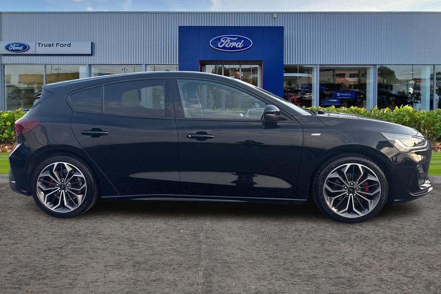 Ford FOCUS Photo autoimg-74ee280080897cf90152379be2837f8154dc8653.jpg
